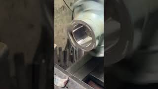 Machining process in Cylinder automobile shortsfeed metalmachine [upl. by Lletnwahs]