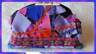 DIY tutorial How to Make a Zipper Wristlet or Makeup Cosmetic Bag Pouch [upl. by Ysnap599]