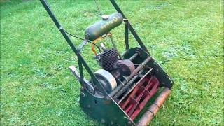 ATCO 17quot Lightweight  Vintage Lawn Mower 1954 [upl. by Akeihsat466]