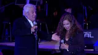 Chico Novarro y Sandra Mihanovich quotAlgo contigoquot  Vendimia 2014 HD [upl. by Idnor]