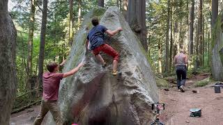 Shark Fin Soup V3  Tall Beta Squamish Bouldering Pfiff [upl. by Pieter]