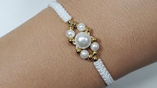 DIY Pulsera con perlas y cuentas fácil ❤️  Pulseras de Moda✔️ [upl. by Waverly]