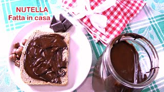 NUTELLA FATTA IN CASA LIGHT Buona e Dietetica quotCarlitellaquot  Carlitadolce  How to Make Nutella [upl. by Ahcsatan65]