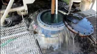 Free flowing artesian water well Jacksonville Florida 600ft deep [upl. by Hedwig]