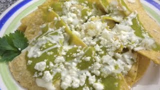 CHILAQUILES VERDES  Vicky Receta Facil [upl. by Pronty]