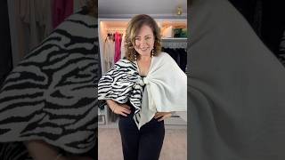 Блузка из двух платков…irenebutsch fashionstyle styletips tips style styling bluse model [upl. by Chavez]