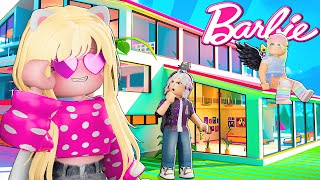 ПРИГЛАСИЛА ЙОШИ И УЛЮ В ДОМ МЕЧТЫ БАРБИ Roblox Barbie Dreamhouse Tycoon Beta [upl. by Carothers]