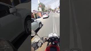 ✅¿Cómo pasar los TOPES en MOTO estándar 410 🏍️ motos youtubeshorts biker cdmx shorts topes [upl. by Dorise]