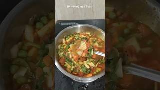 10 min wali sabzi 🍲🥗🍛 vegetablesoup food cooking recipe healthy ytshorts shorts youtube [upl. by Doi]