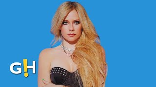 Avril Lavigne performs quotHello Kittyquot live at Casino Rama [upl. by Koren]