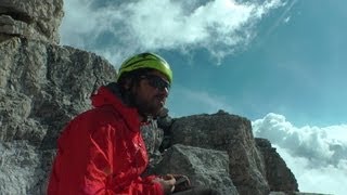 Gipfel der Grossen Zinne  Klettern Dolomiten  Abenteuer Alpin 2012 Folge 44 [upl. by Aihtebat]