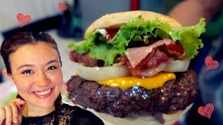 The Worlds Best Burger Gunnys All American 300g Patty quotThe Rockquot Burger [upl. by Asa]