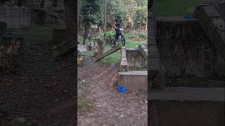 trial bike training im Steinbruch trial bike training sports video shorts street biketrial [upl. by Sirahs]