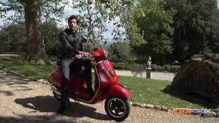 Vespa GTS 300 Super [upl. by Ettenej]