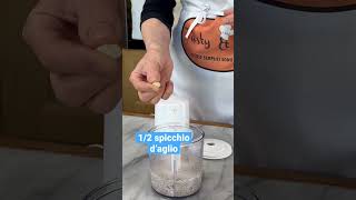 Deliziosa Salsa di Noci in 5 Minuti Ricetta Semplicissima short [upl. by Uzzi884]