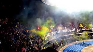 Hellas Verona  Empoli 00 18513 Fumogeni in curva sud Hellas [upl. by Issirk552]