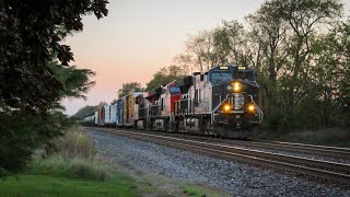 CN 3008 Illinois Central Heritage Unit Leads CN M302 In Edwardsburg Michigan [upl. by Henri]