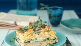 Recette  Lasagnes saumon épinards parmesan [upl. by Alexi104]