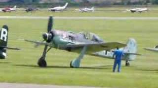 FW190 engine running at Duxford Flying Legends 2007 [upl. by Haem]