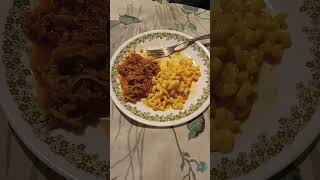 Pulled bbq pork with knorr lipton 3 cheese pasta side for dinner [upl. by Donata]