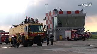 Jeugdbrandweerteams strijden op Schiphol [upl. by Pyle]