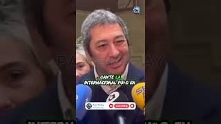 Vicente barrera VOX critica que el presidente del Gobierno cante La Internacional puño en alto [upl. by Ladnik8]