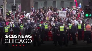 Antiwar protesters police clashed outside exhibition in Melbourne Australia [upl. by Evannia]