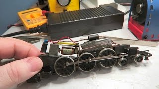 Re Charging Hornby Wrenn motor magnets DEMO ONLY SEE TEXT [upl. by Ylloj]