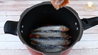 SARDINHA NA PANELA DE PRESSÃO SEM ÁGUA [upl. by Pattani]