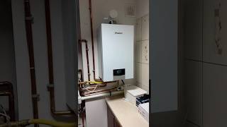 Vaillant ecoTEC plus PRACA 🔥vaillant vaillantecotecplus propan gaz ogrzewanie [upl. by Leahcimauhsoj]