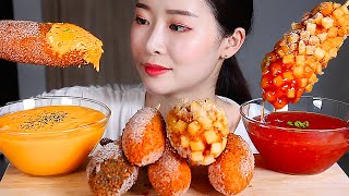 명랑핫도그 체다치즈소스 칠리소스 리얼사운드먹방CHEESY CORN DOG Extra Cheddar Cheese and Sweet Chili Sauce ホットドック Hotdog热狗 [upl. by Ljoka]