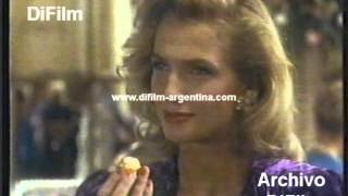 DiFilm  Publicidad chocolate Ferrero Rocher 1994 [upl. by Yeo]