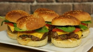 Recette des burgers maison partie 1  les pains à burger ou buns [upl. by Ocisnarf985]