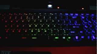 MSI GT70 Dragon Edition  Lyseffekter i tastaturet [upl. by Ilrebmik]