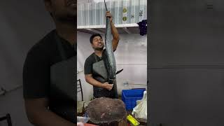 King fish cutting surmai fish fish expertfishcutterinfishmarket viralvideo fishing fishcuting [upl. by Standley]