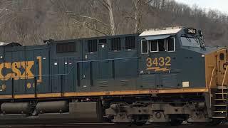 CSX 3432 Empty Train Pulling In  Shelbiana KY [upl. by Eiramoj]