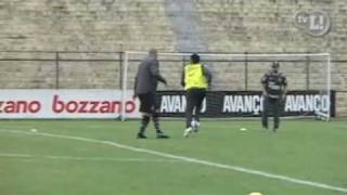 Ronaldo dribbling defender in training [upl. by Nnaarual]