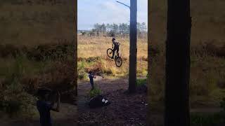 Road Gap mtbharryc testing the new build mtb mtblife bikelife sendit [upl. by Yht808]