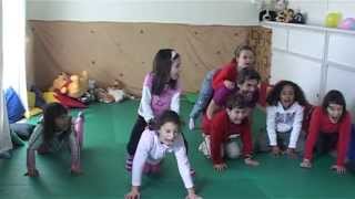 YOGA PER BAMBINI  Il leone che ruggisce [upl. by Midian264]