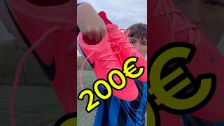 Scarpe da calcio 200€ Vs 10€ [upl. by Josh]