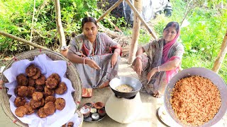 কাঁচকলা আর মুসুরিডাল দিয়ে এক পুরনো দিনের রান্না যা একবার খেলে বারবার খেতে ইচ্ছেকরে।Raw banana kofta [upl. by Lurette569]