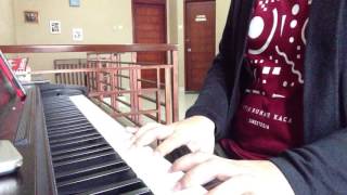 Efek Rumah Kaca  Putih Ada piano cover [upl. by Eibot]