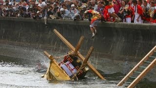 稲美町・天満神社の秋祭り本宮で「みこし渡御」 [upl. by Atenaz]