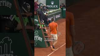 Scène lunaire  Hurkacz demande un changement d’arbitre en plein match 😳 tennis rolandgarros [upl. by Rhetta]