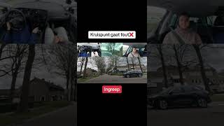 Kruispunt gaat fout❌🚗🤷‍♂️rijles rijlessen rijschool rijbewijs rijbewijstips rijbewijshalen fy [upl. by Atteynot709]