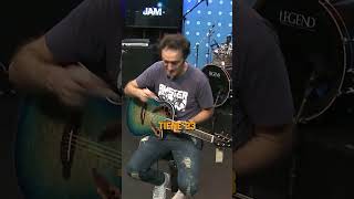 La guitarra Ovation de menos de 500€ shorts [upl. by Jewell]