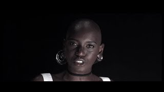 Emmy liyana  OK ou KO Clip officiel [upl. by Mccutcheon]