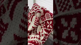 A corner to corner crochet blanket pattern perfect for Christmas crochetedblanket c2ccrochet [upl. by Kauslick]