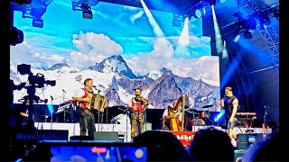 Ursprung Buam gemeinsam mit Andreas Gabalier in Kitzbühel A Steirermadl a Tiroler Bua [upl. by Frayne]