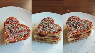 Ricetta dolce per San Valentino pancake a forma di cuore con la marmellata [upl. by Eadahs]